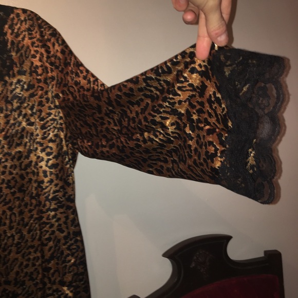 Alexandra Bartlett Intimates satin  nightgown - Picture 5 of 8